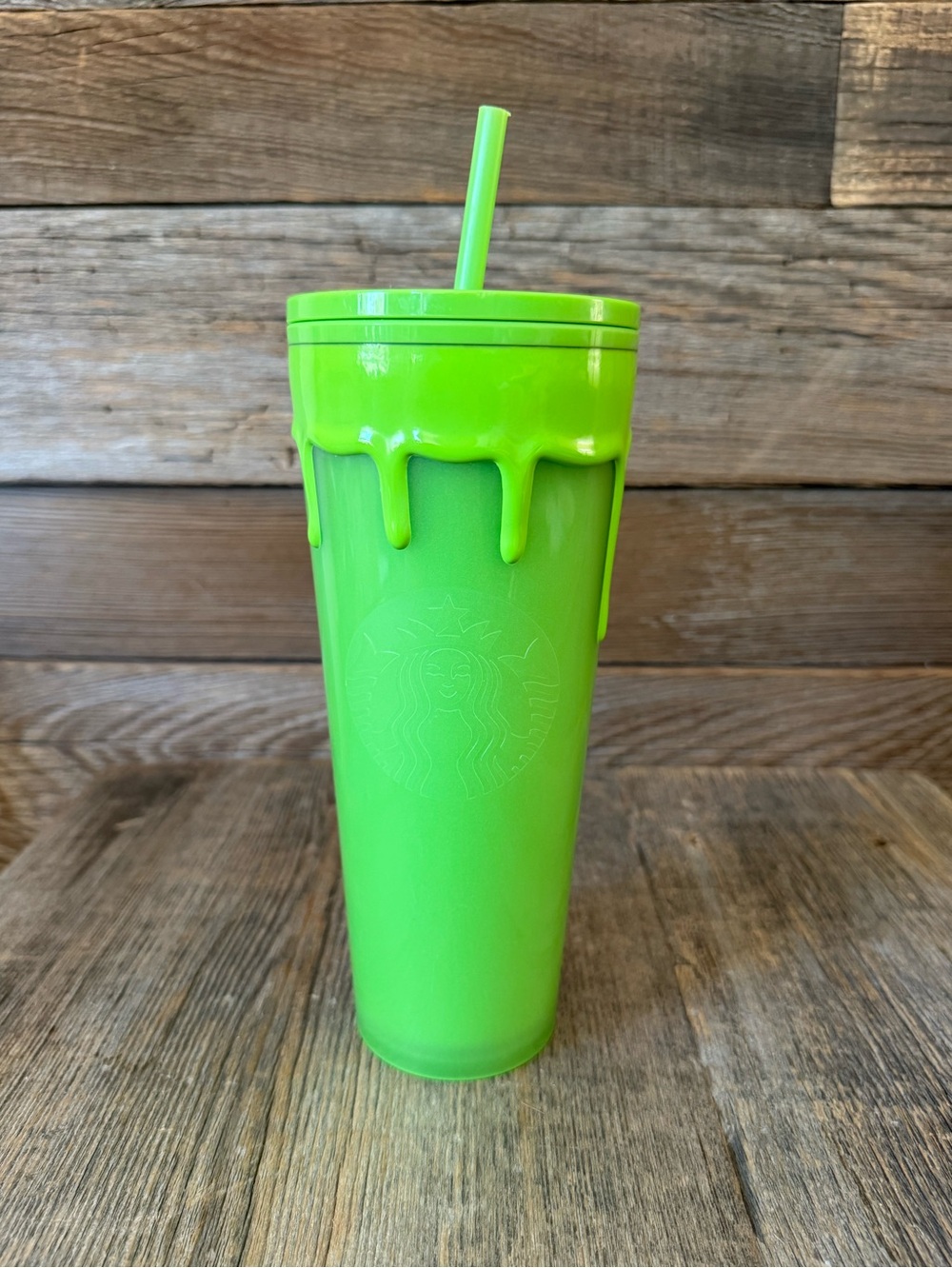 Starbucks Halloween Slime Green Drip Glow In The Dark Venti Tumbler